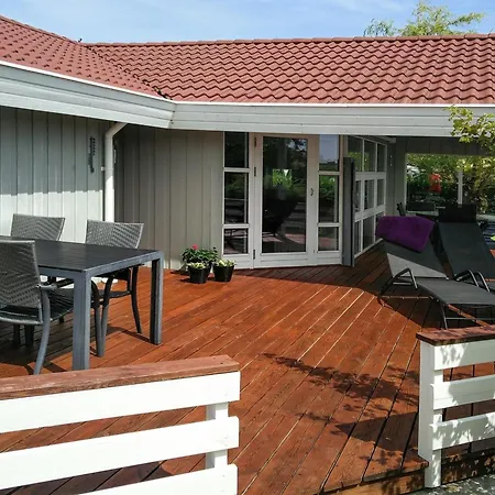 Holiday home Stenkil - 250m From The Sea By Interhome *