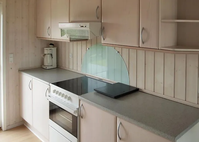 Prázdninový dům Stenkil - 250m From The Sea By Interhome *